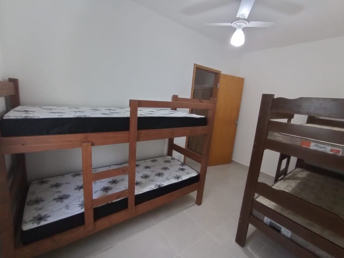 საძინებელი 1