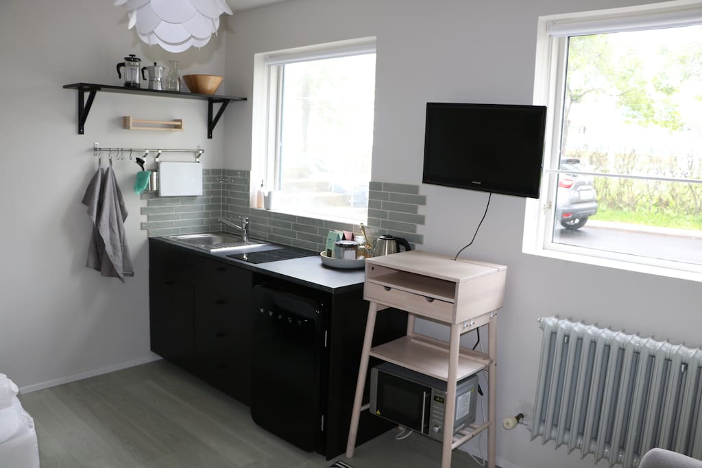 The room was fully renovated in fall 2016