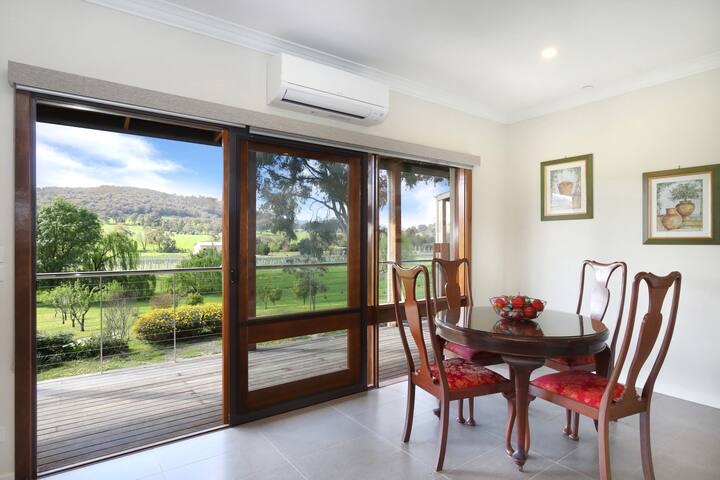 Red Oak Unit, Belaradah on Stefani Estate Vineyard gallery image 4