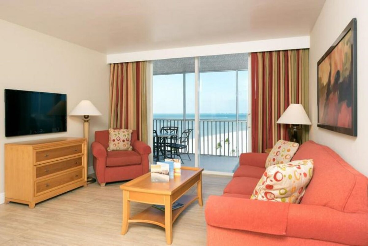 סלון עם נוף ללאנאי