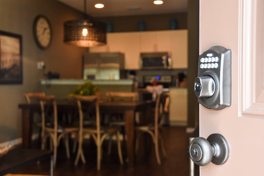 Key pad Door