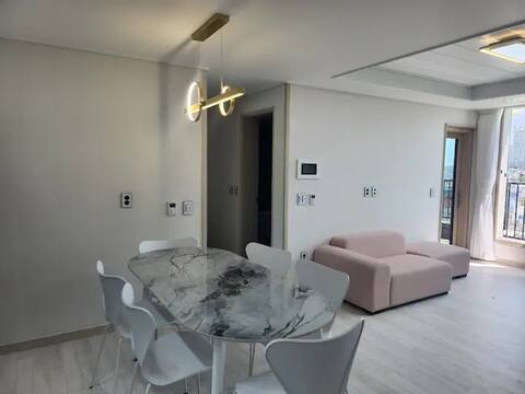 45 pyeong new building/parking lot/ocean view/tourist attraction 5 minutes