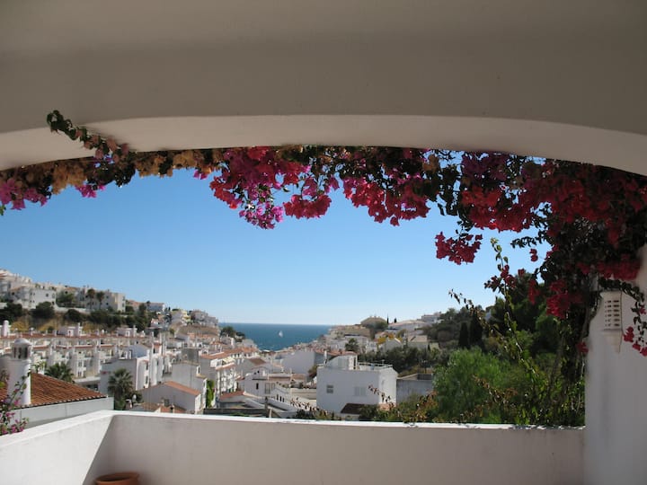 Carvoeiro Algarve Modern House with Ocean View