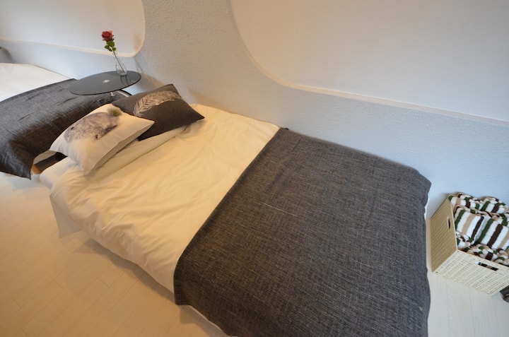 Saubere Betten
Ordentliches Bett
Reinraum
Sauberes Bett