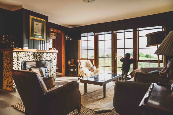 Sea Dragon Shacks- beachfront gallery image 5