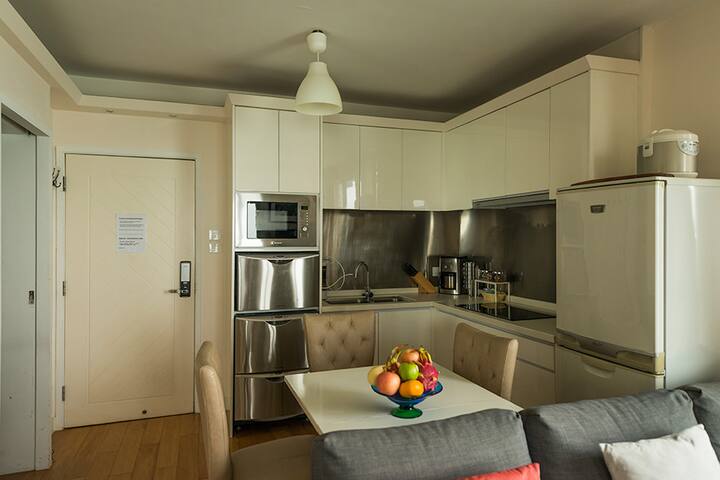 3 BR hidden gem over hideaway beach gallery image 3