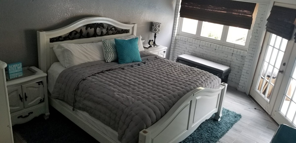 غرفة النوم الرئيسية