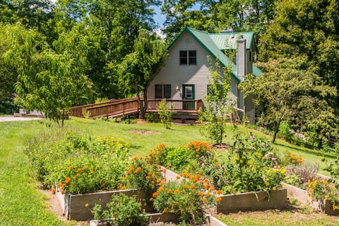 Chanterelle Chalet Cabin