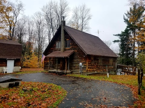 Boot Lake Retreat Cabin