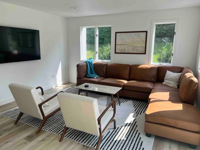 Kai Kai House: 4 bedroom ALL w/en-suite bathrooms gallery image 2