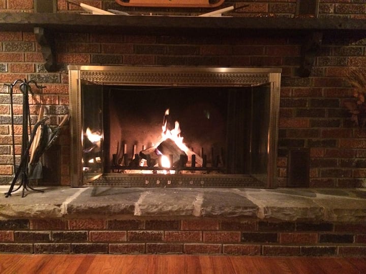 Cozy 2br +Sleeping Loft Cabin  In Laurel Highlands - Donegal, PA