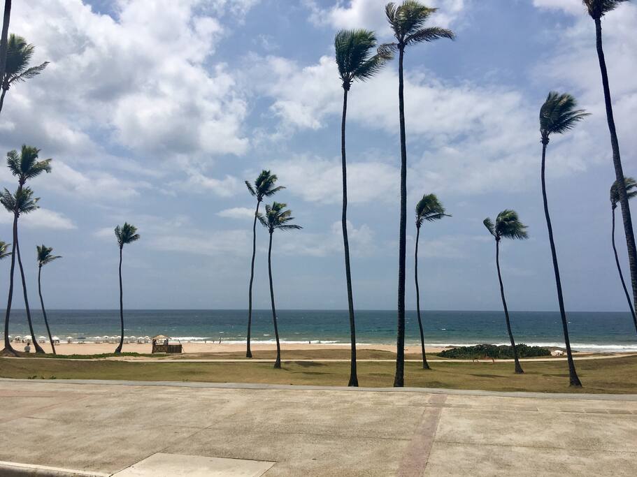 Praia a 600 mts do prédio
