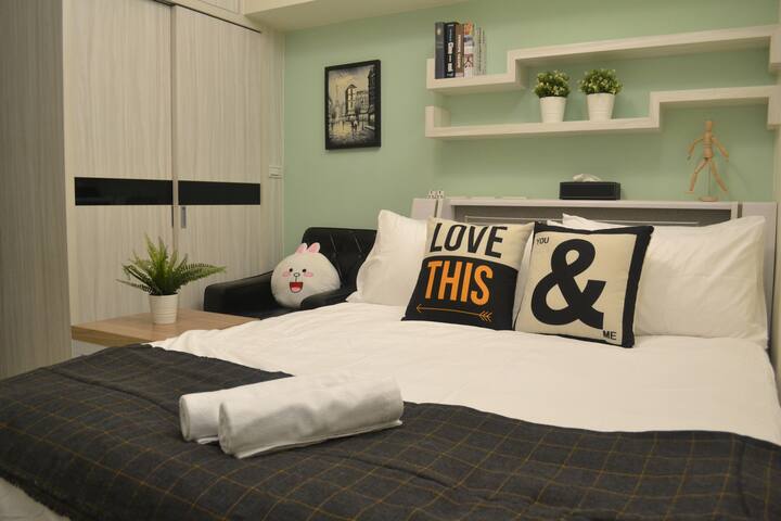 西門町 Ximending MRT 西門站（五星級小豪宅）全新電梯大樓(全新裝潢)~簡約現代設計