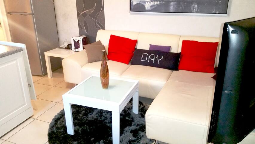 Studio calme avec jardin