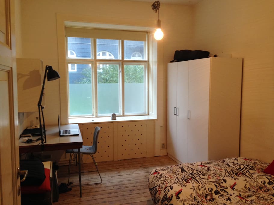 Bed Room