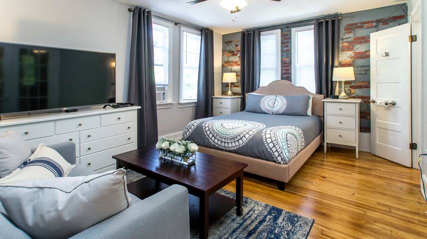 Historic San Rafel Locust Street Loft - 360 #4