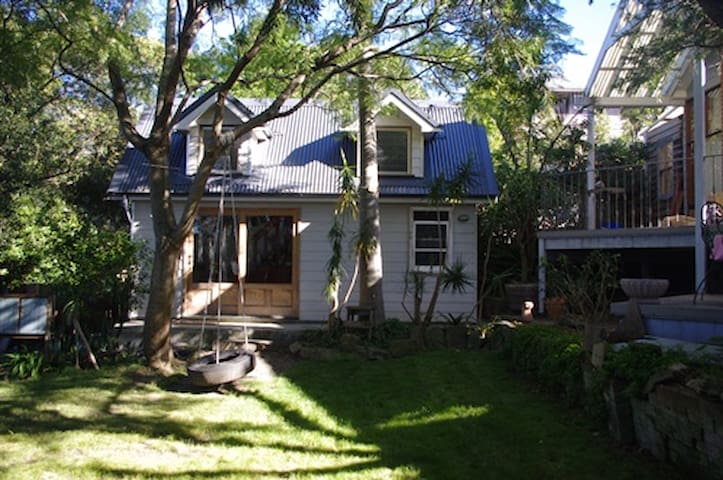 Airbnb Corrimal Vacation Rentals Places To Stay New South