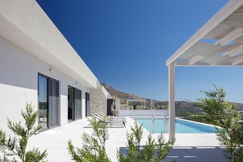 Villa Niso, Private pool, Sea view, Luxury, Quiet