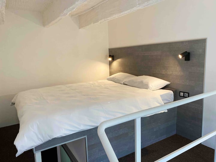 מיטה 1600x2000. קומה שנייה/מיטה 16692000. קומה שנייה