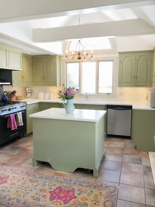 Kitchen - fully equipped