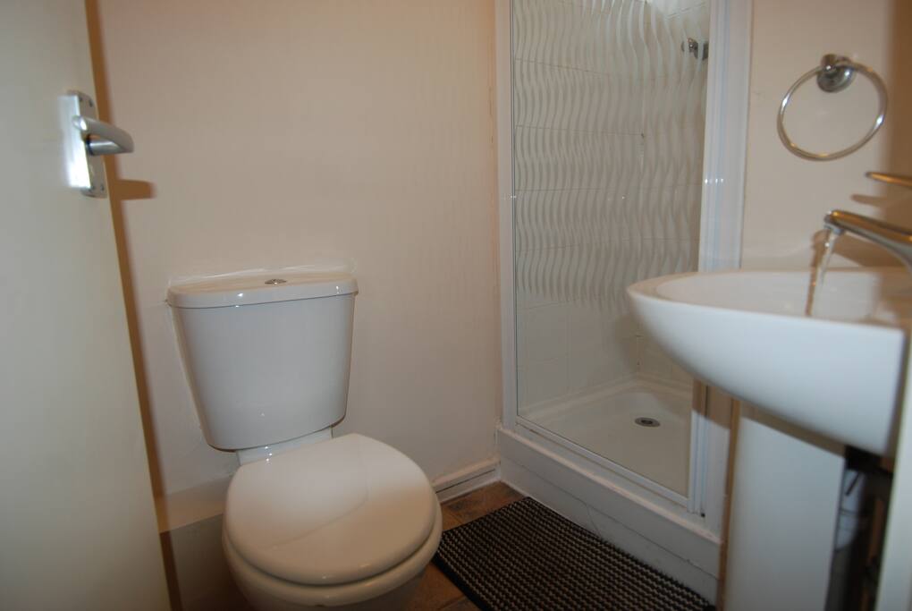 Bathroom 1