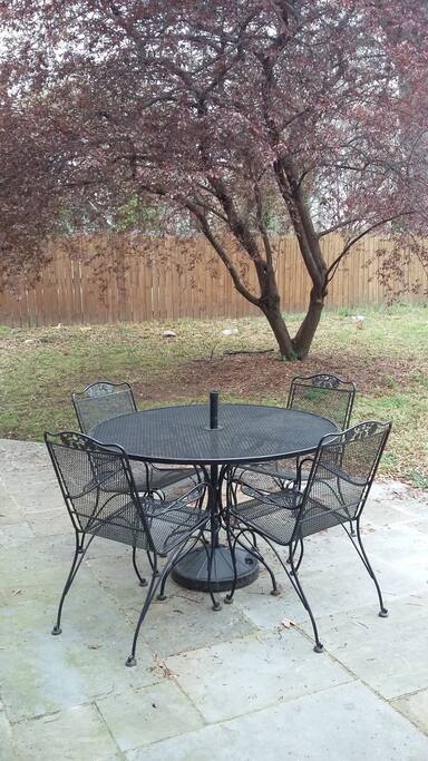 Patio, from upstairs entrance