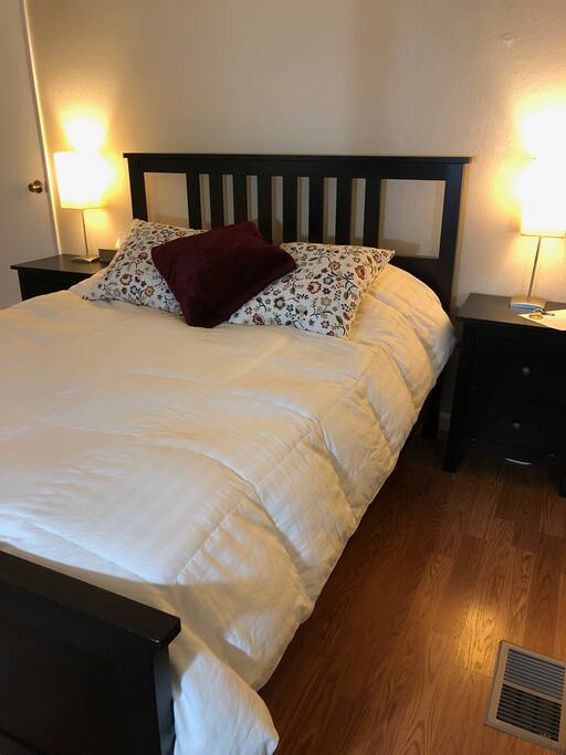 Queen size bed