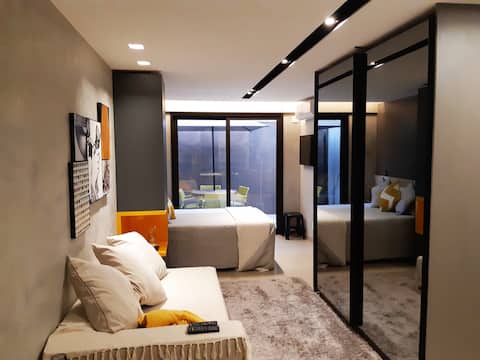 Studio com varanda. Noroeste. Soul Housing & Shop