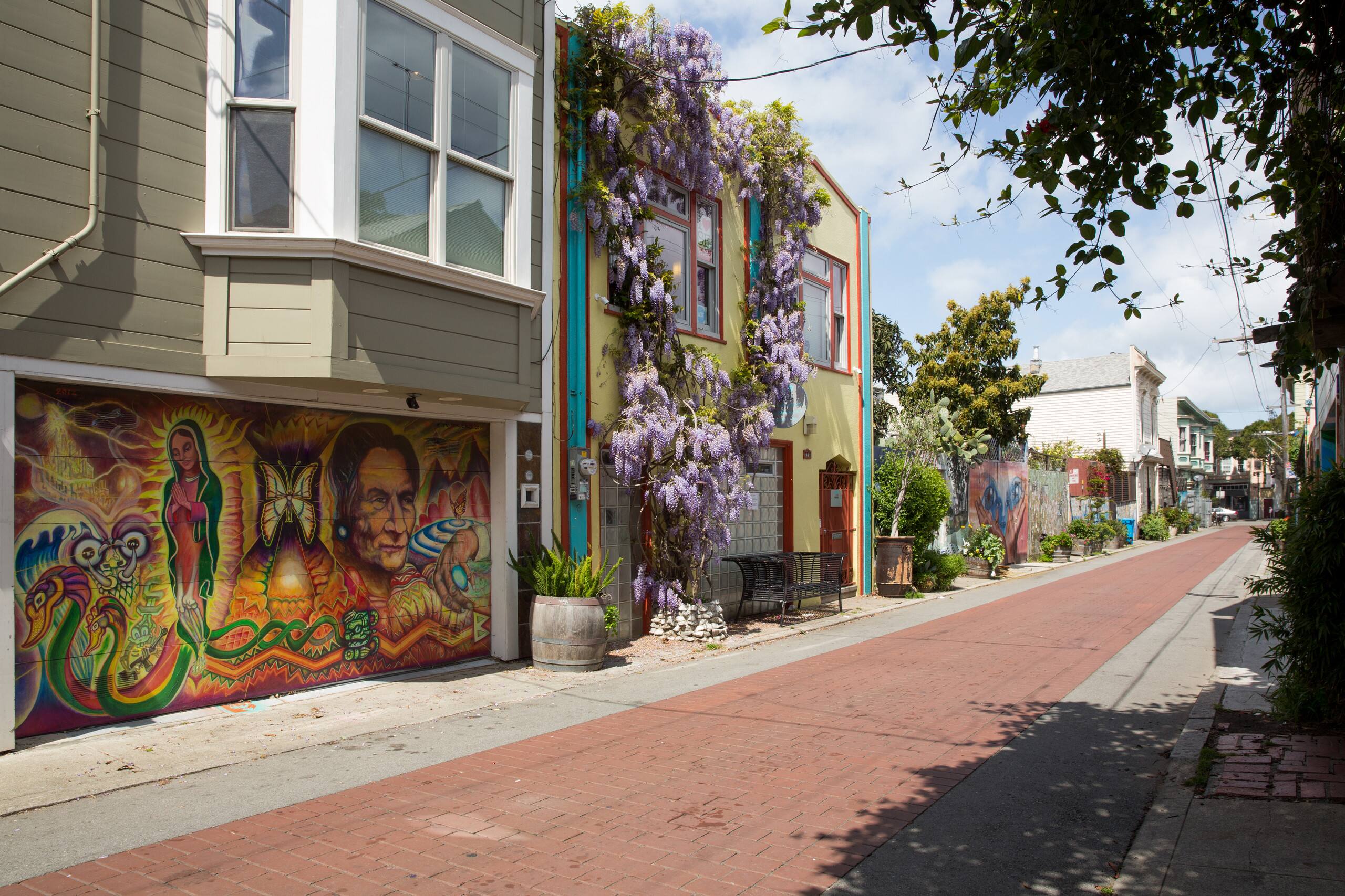 Home in San Francisco · ★4.99 · 3 bedrooms · 3 beds · 3 baths - Image 40