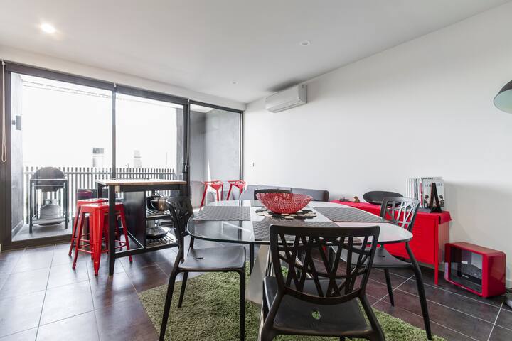 Trendy Apartment in Fitzroy gallery image 4