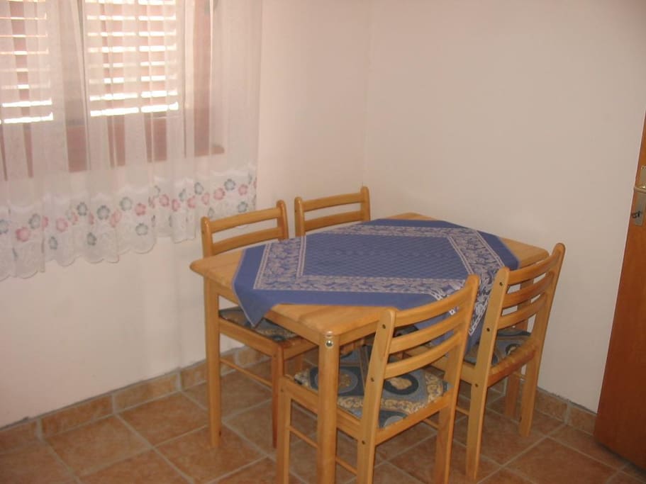 Dining room, Surface: 6 m²