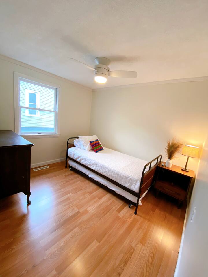 Third bedroom, includes twin bed with trundle