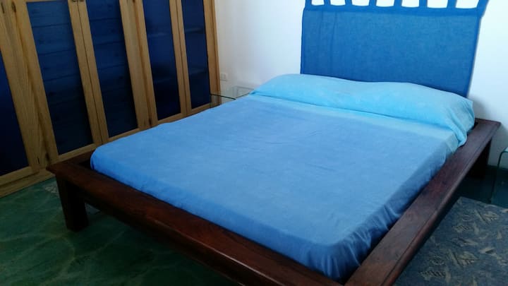 საძინებელი 1