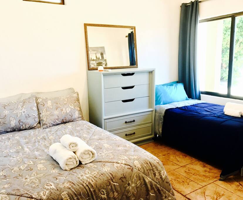 Master bedroom includes double and twin bed . Clean towels Available