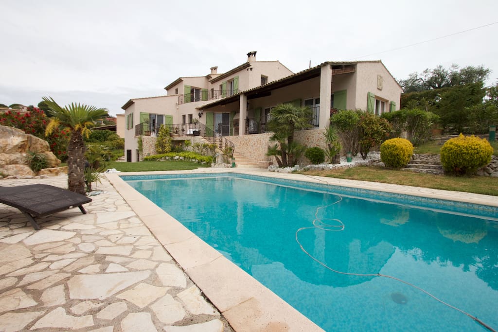 Beautiful villa with swimming pool and tennis court.