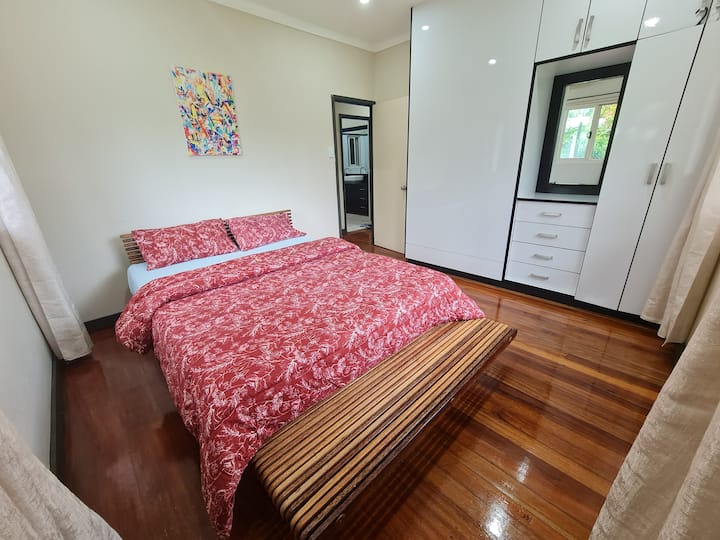 საძინებელი 1