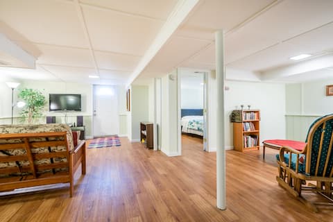 Clean, safe, private basement apartment