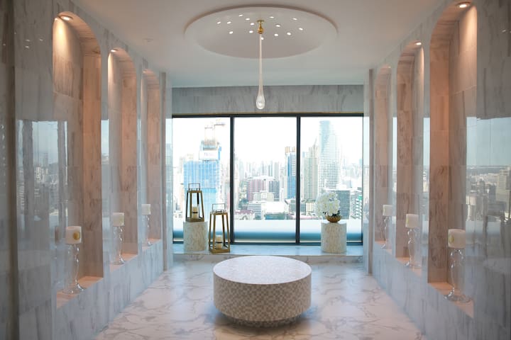 360 skypool 水門 central world gallery image 2