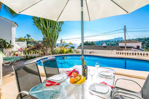Casa Solymar: sea view, swimming pool and beach