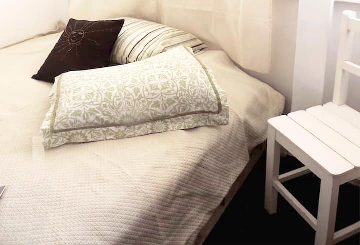 furnished room in LaPaz city center