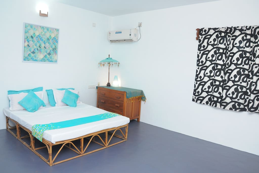 Main Deluxe Double Bedroom Air Con