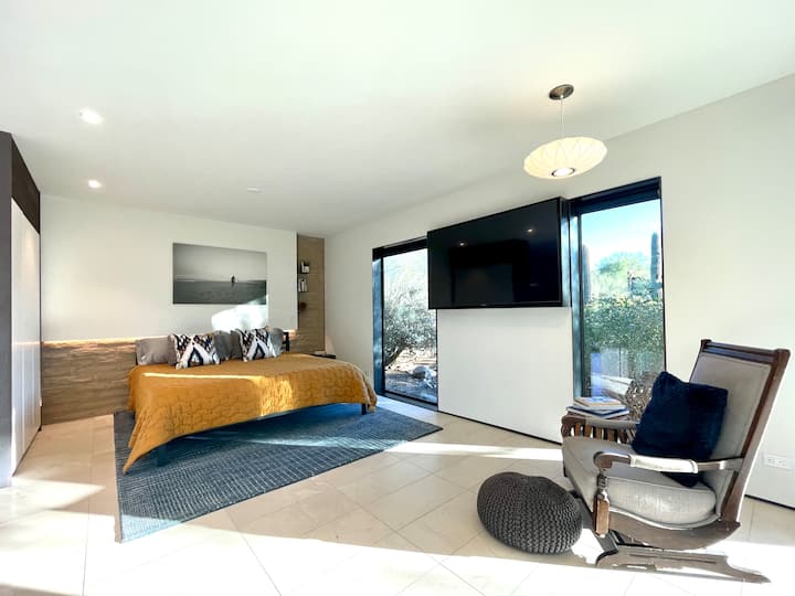 Mwangaza wa ajabu wa asili na mandhari ya jangwa