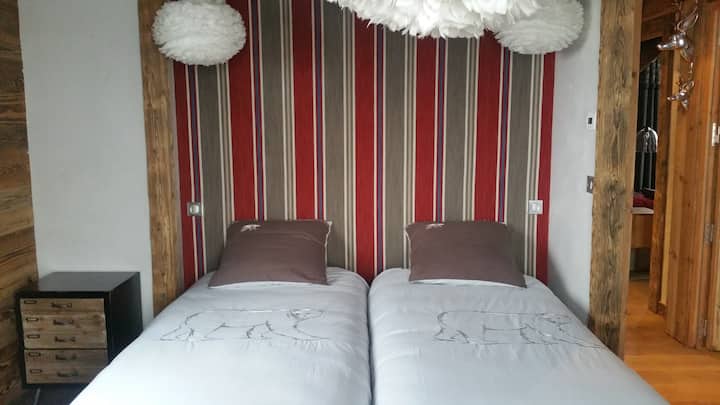 შესაფერისი ოთახი 2 80 საწოლით ან 160 საწოლით