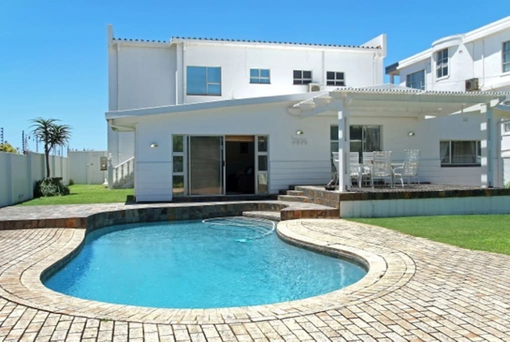 Pool area