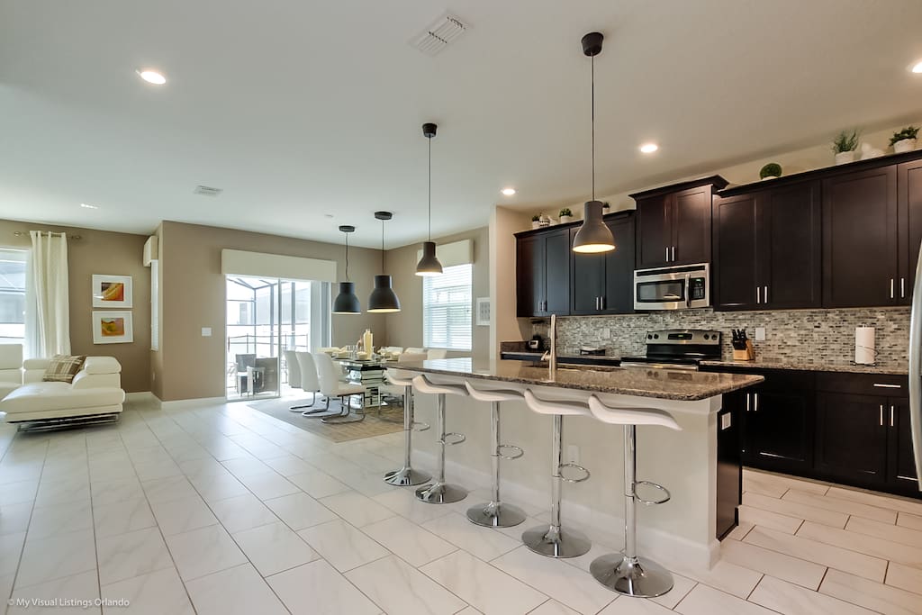 4725 Sleepy Hollow Dr_4.jpg