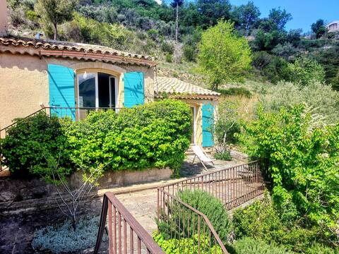 Ninia's house