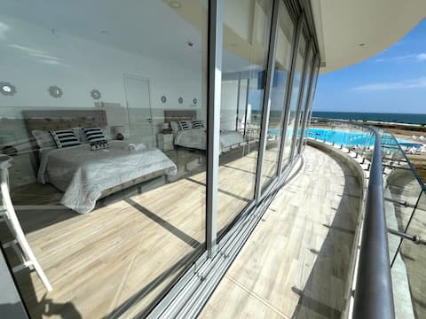 Family Ecusuites with a Sea View in Karibao 7A