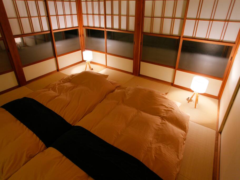 Bed room