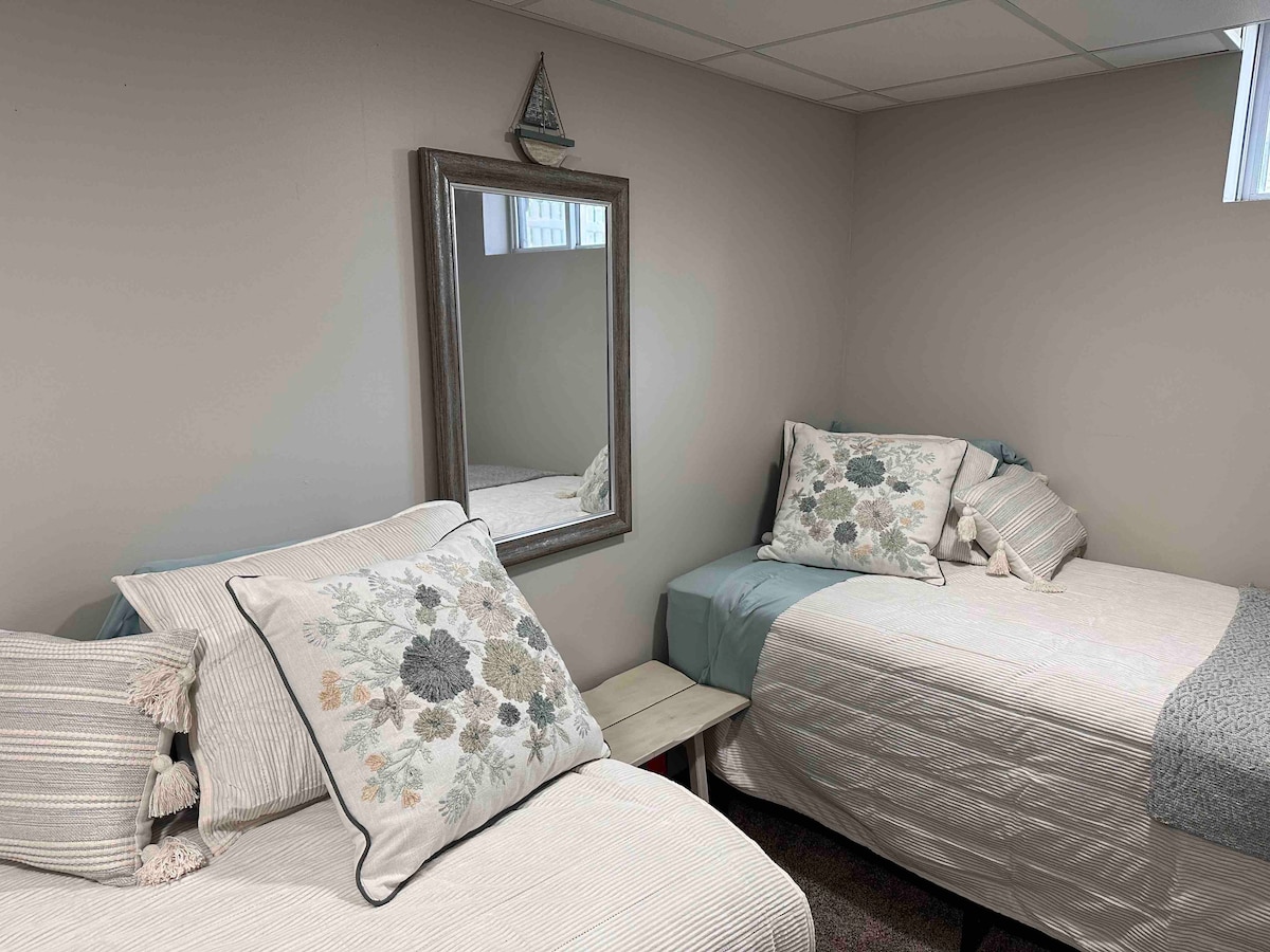 ห้องนอนเตียงคู่