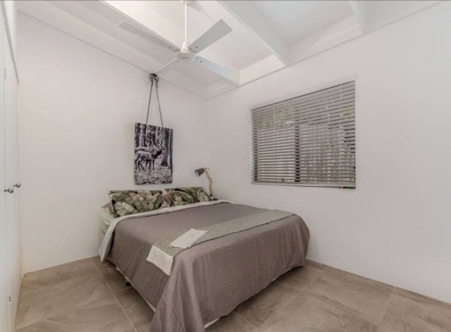 Second bedroom